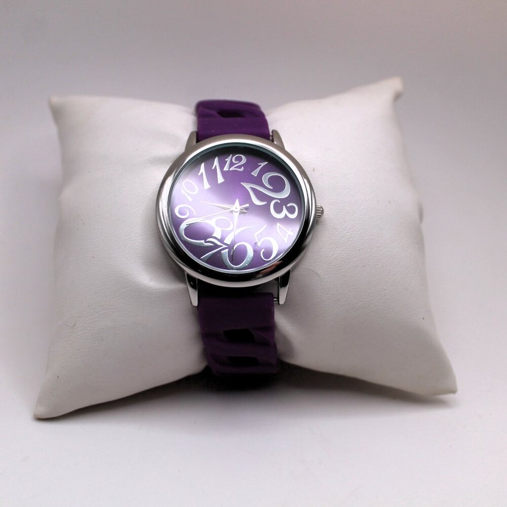 Avon Bright Pastel Linked Silicone Watch Purple